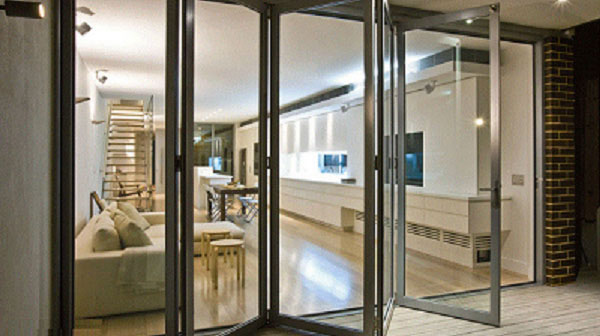 Những lưu ý khi lắp đặt cửa kính cường lực chống trộm