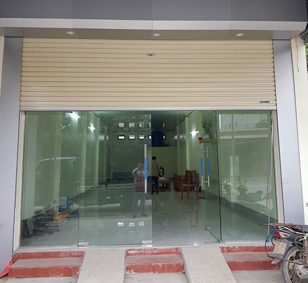 lắp đặt cửa kính cường lực tại Kiến Xương Thái Bình