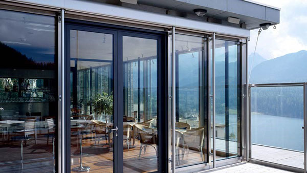 cung cấp cửa kính cường lực tại Quảng Yên