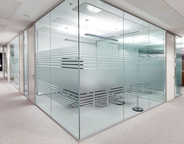 Đơn vị cung cấp cửa kính cường lực tại Vân Đồn