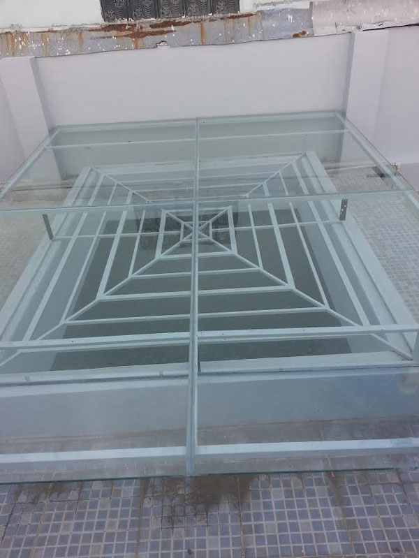 Một số điều cần biết về mái kính lấy sáng giếng trời