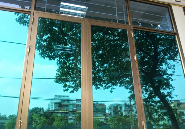 Nhược điểm của kính phản quang